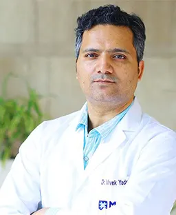 dr-prof-vivek-yadav